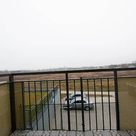 Whitehouse Apartament *
